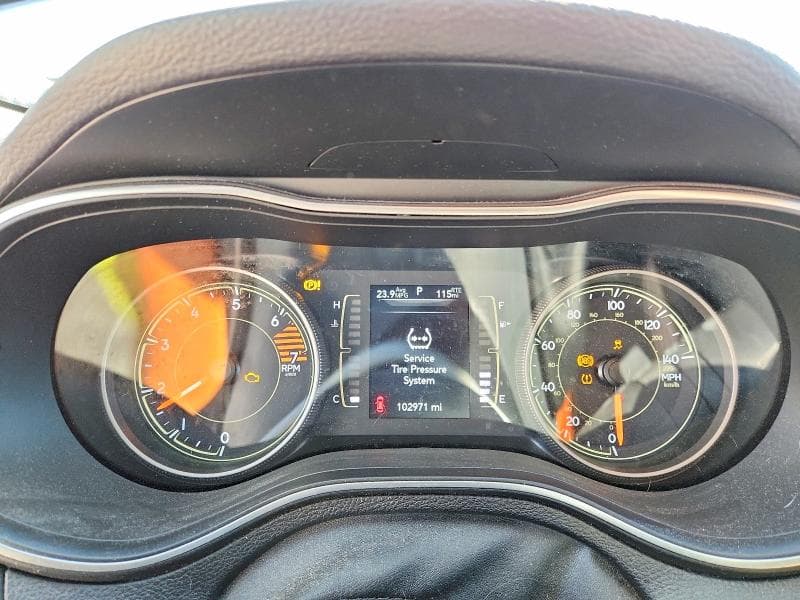 2019 JEEP CHEROKEE LATITUDE PLUS 9