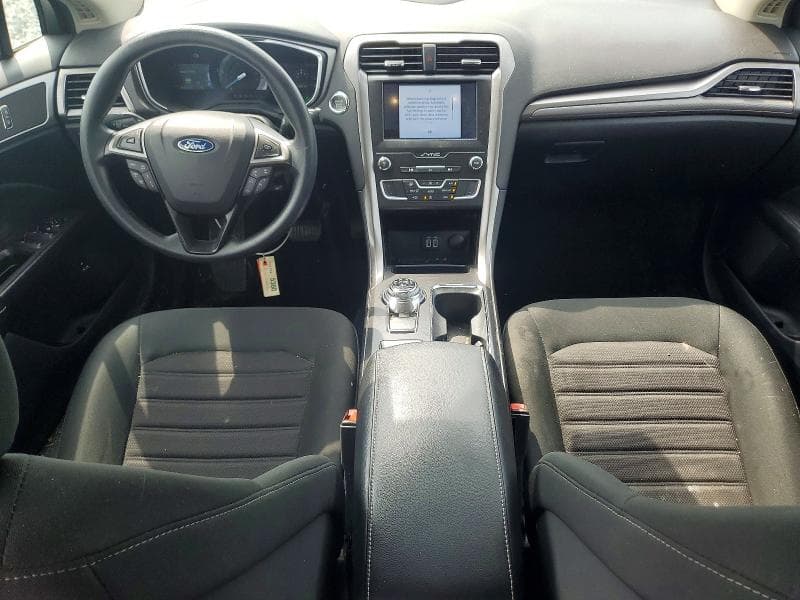 2020 FORD FUSION SE 8