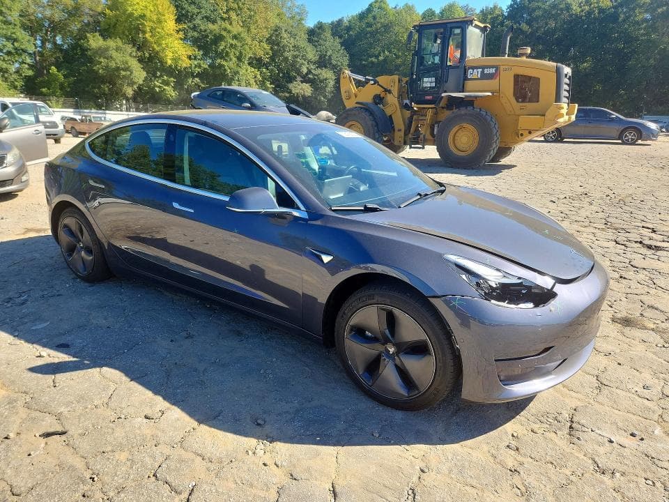 2018 TESLA MODEL 3 4
