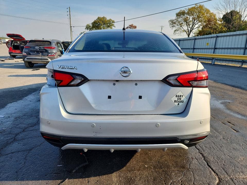 2021 NISSAN VERSA S 6