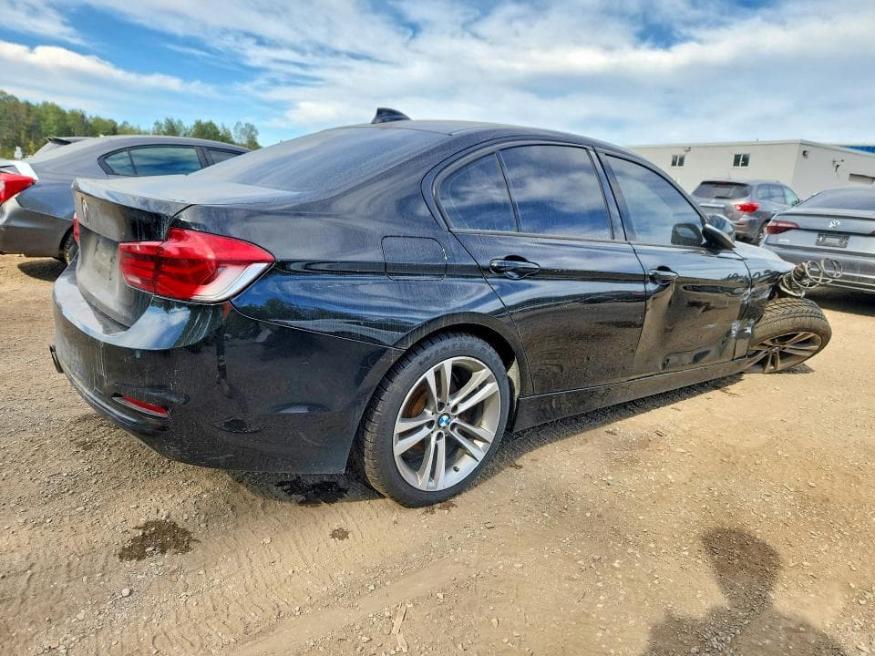 2018 BMW 330 XI 3