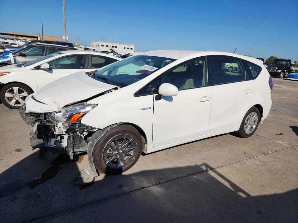 2017 TOYOTA PRIUS V TWO - 1