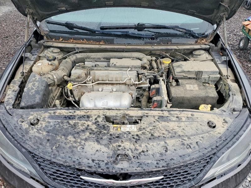 2017 CHRYSLER 200 LX 11