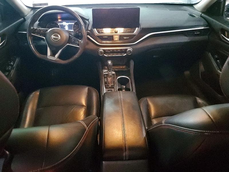 2023 NISSAN ALTIMA SR 8