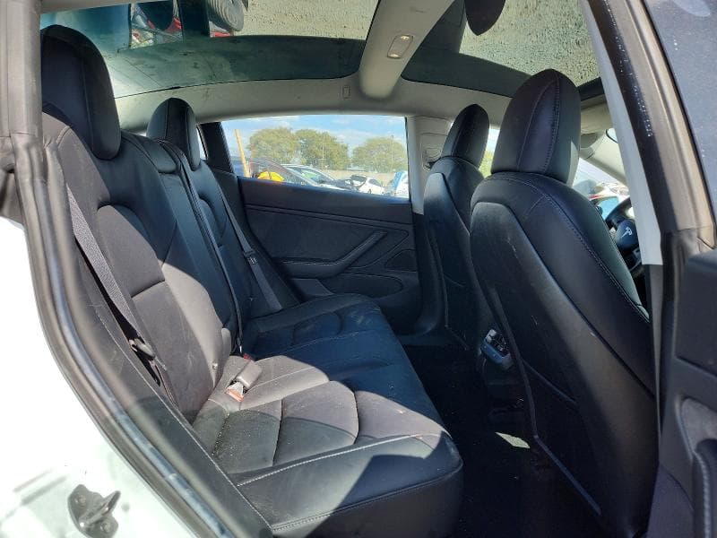 2018 TESLA MODEL 3 10