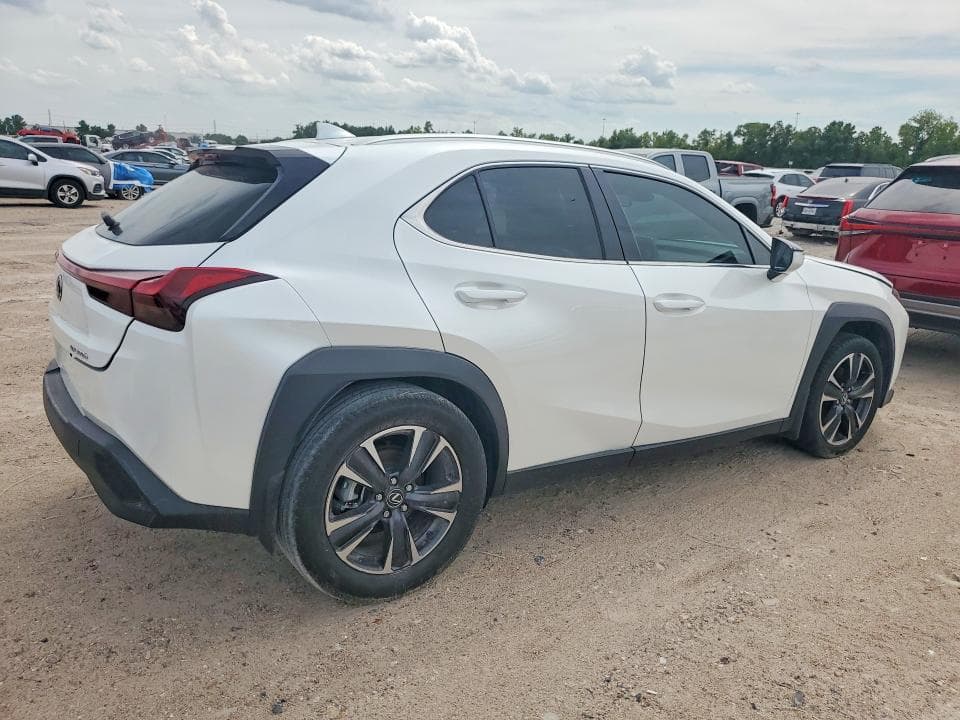 2025 LEXUS UX 300H BASE 3