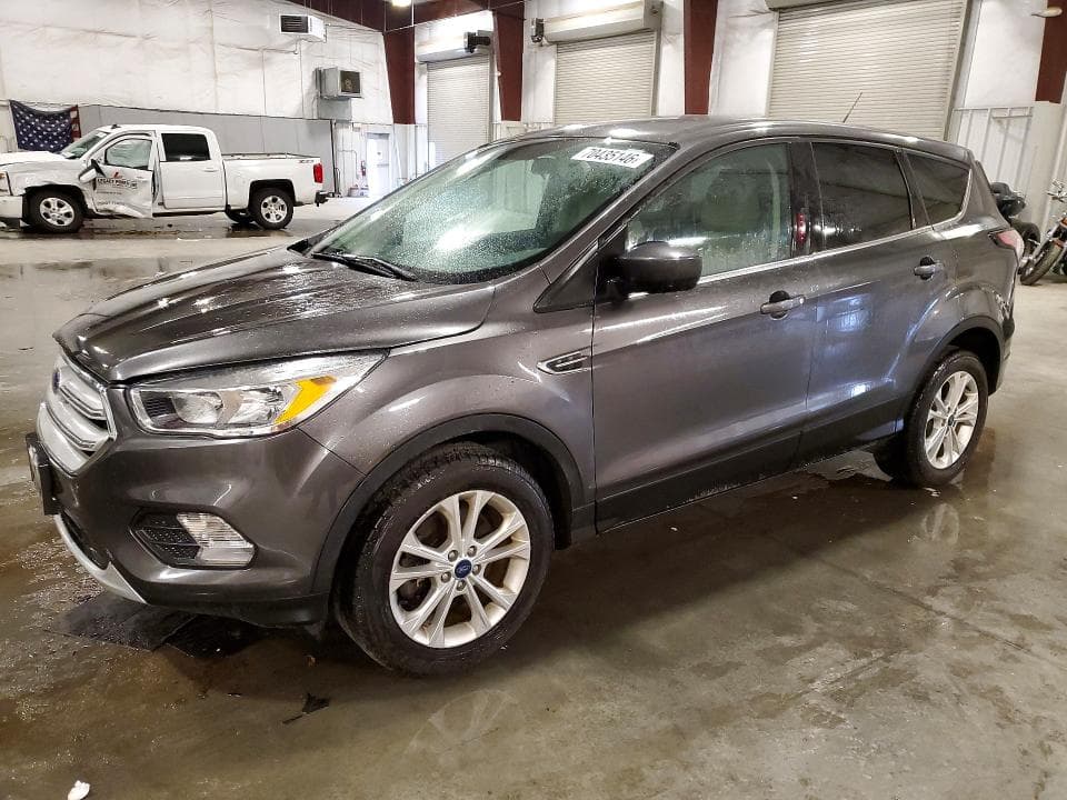 2017 FORD ESCAPE SE - 1