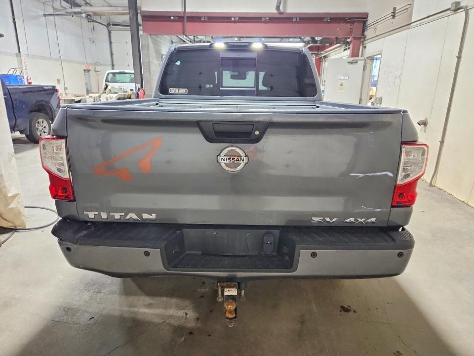 2017 NISSAN TITAN S 6