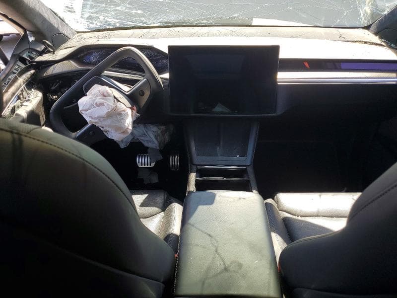 2022 TESLA MODEL X 8