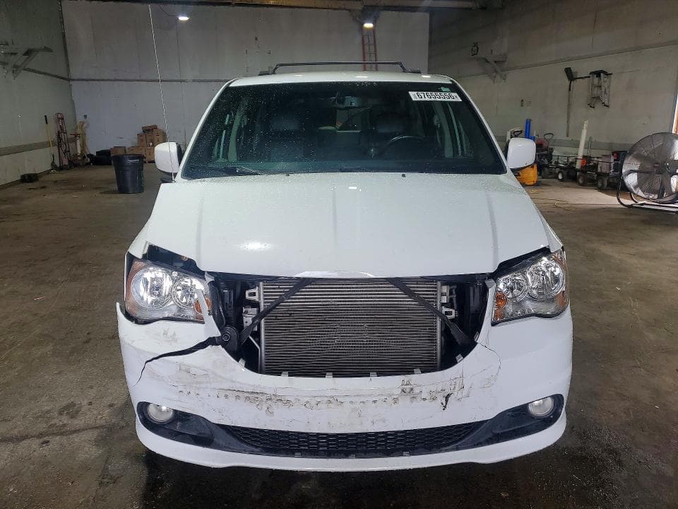 2017 DODGE GRAND CARAVAN SXT 5
