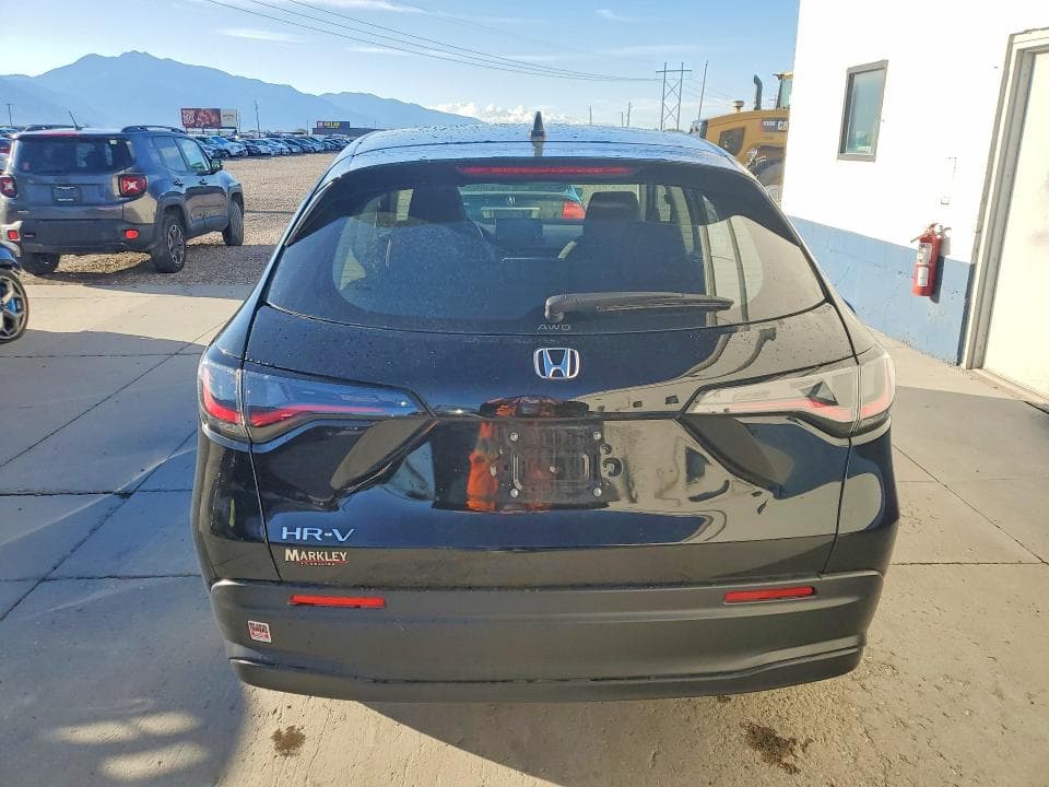 2025 HONDA HR-V LX 6