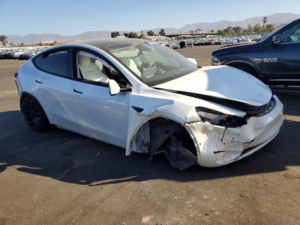 2021 TESLA MODEL Y 4