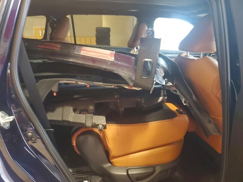 2023 TOYOTA HIGHLANDER PLATINUM 11