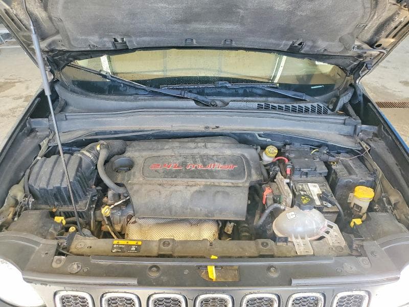 2017 JEEP RENEGADE LATITUDE 11
