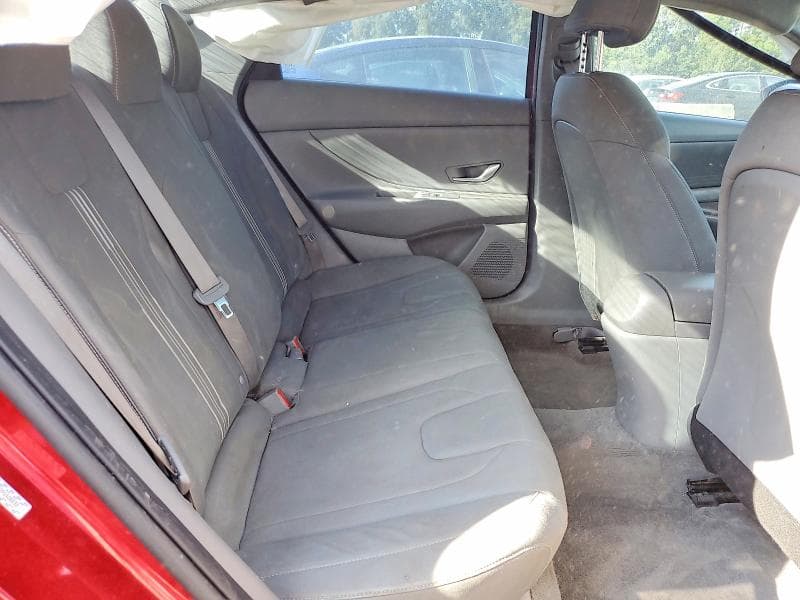 2023 HYUNDAI ELANTRA SEL 10