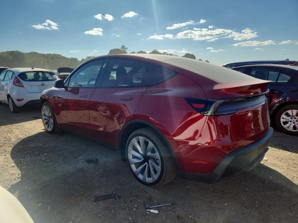 2026 TESLA MODEL Y 2