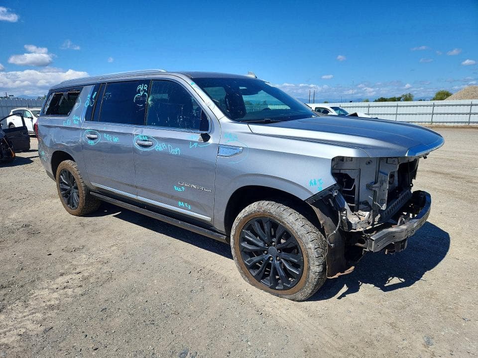 2023 GMC YUKON XL DENALI 4