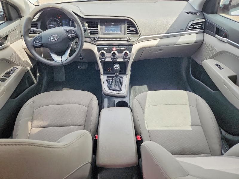 2019 HYUNDAI ELANTRA SE 8