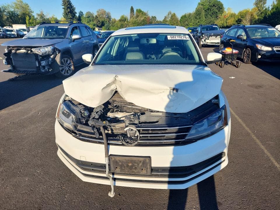 2017 VOLKSWAGEN JETTA SE 5