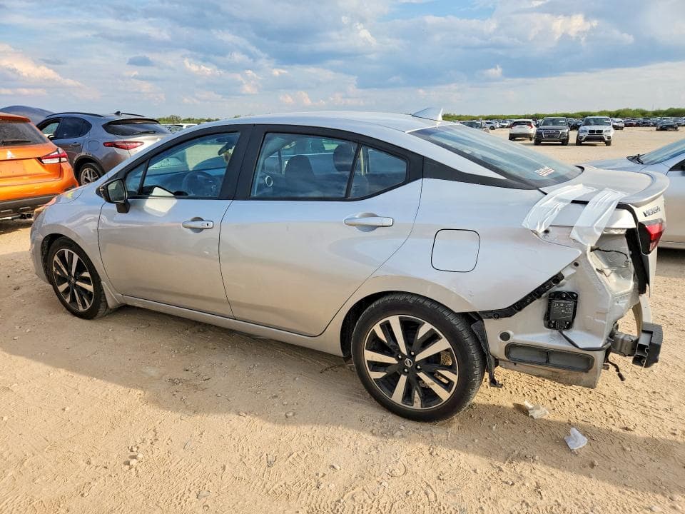 2021 NISSAN VERSA SR 2