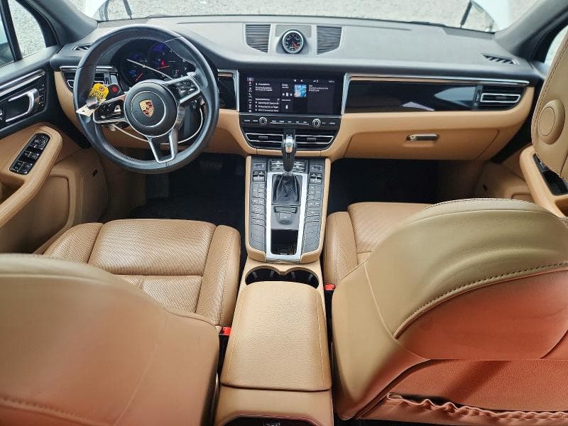 2020 PORSCHE MACAN 8