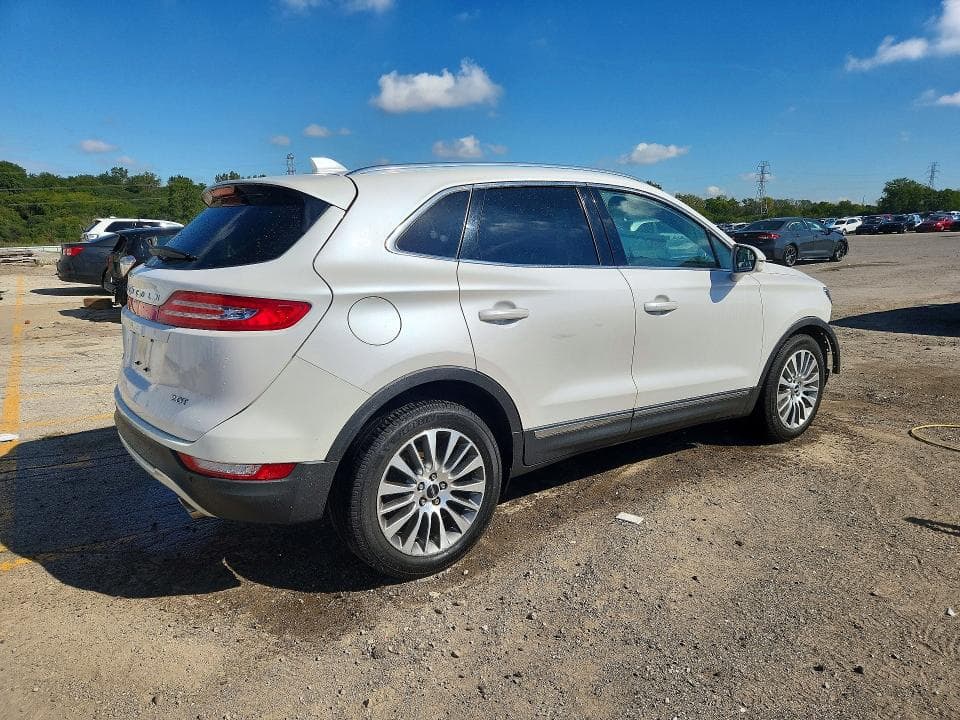 2017 LINCOLN MKC RESERVE 3