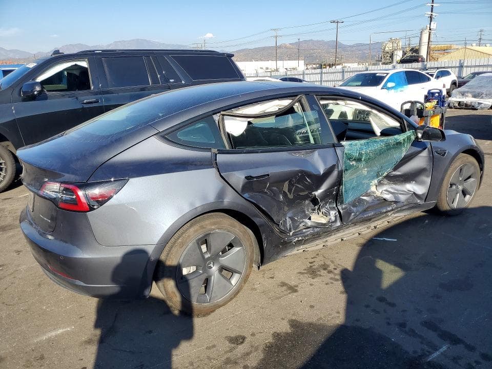 2022 TESLA MODEL 3 3