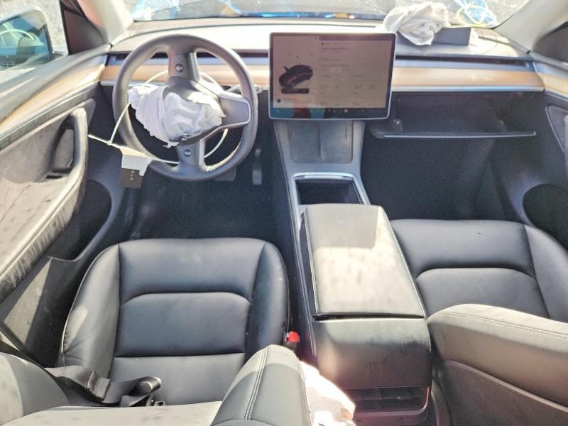 2023 TESLA MODEL Y 8
