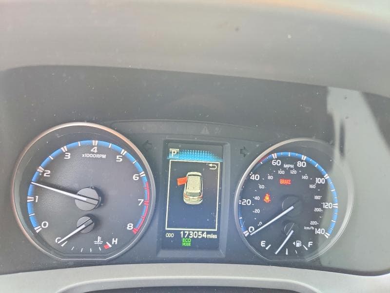 2017 TOYOTA RAV4 LE 9