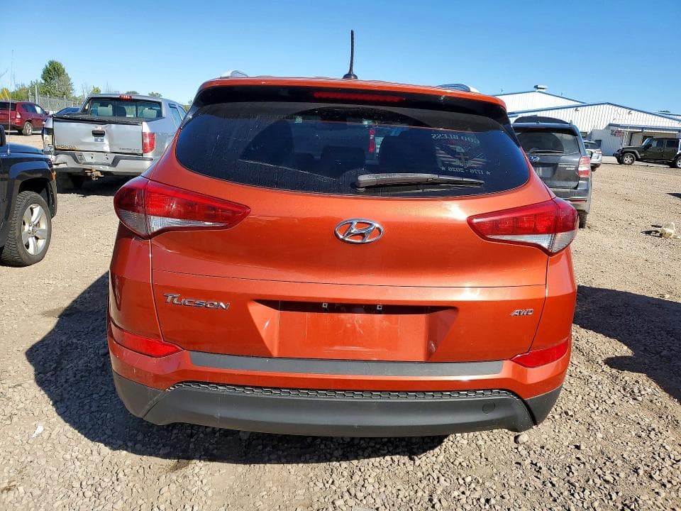 2017 HYUNDAI TUCSON SE 6