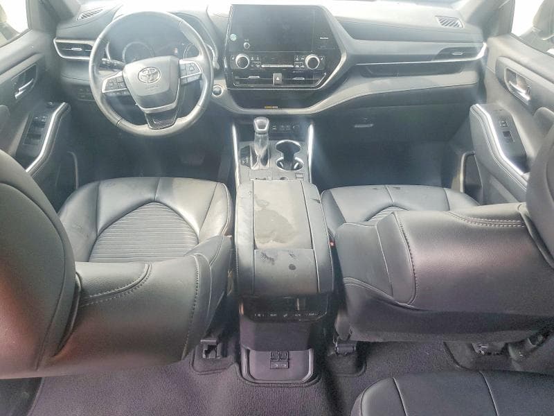 2024 TOYOTA HIGHLANDER XSE 8