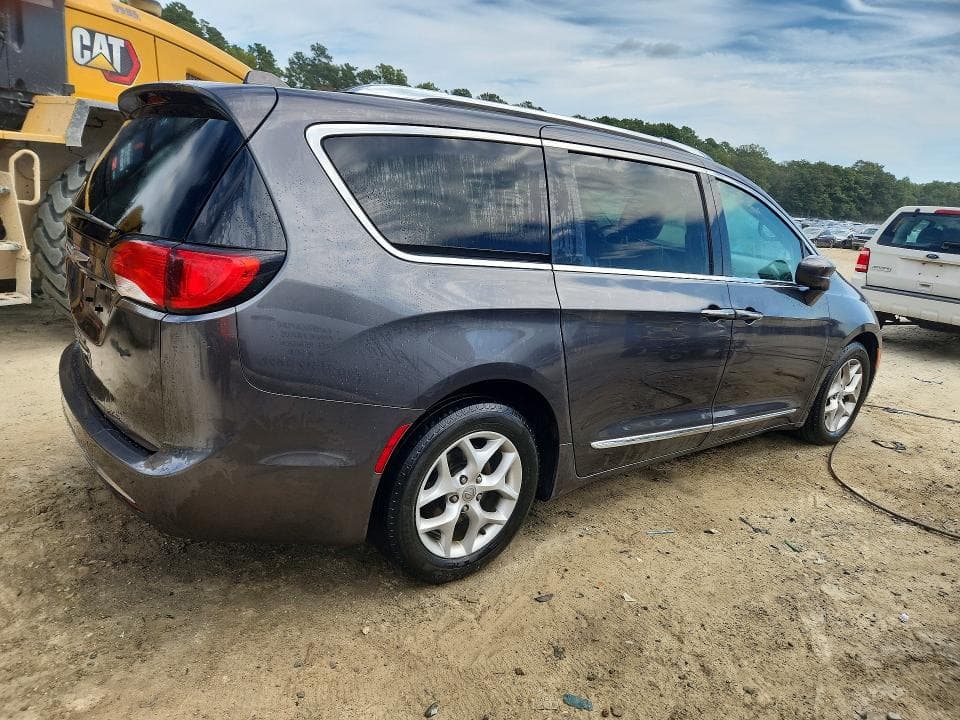2017 CHRYSLER PACIFICA TOURING L PLUS 3