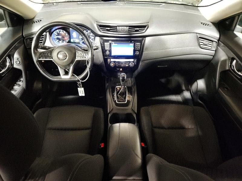 2017 NISSAN ROGUE SV 8