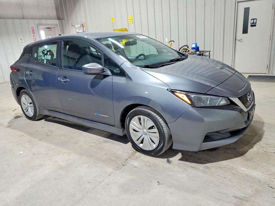 2019 NISSAN LEAF S 4