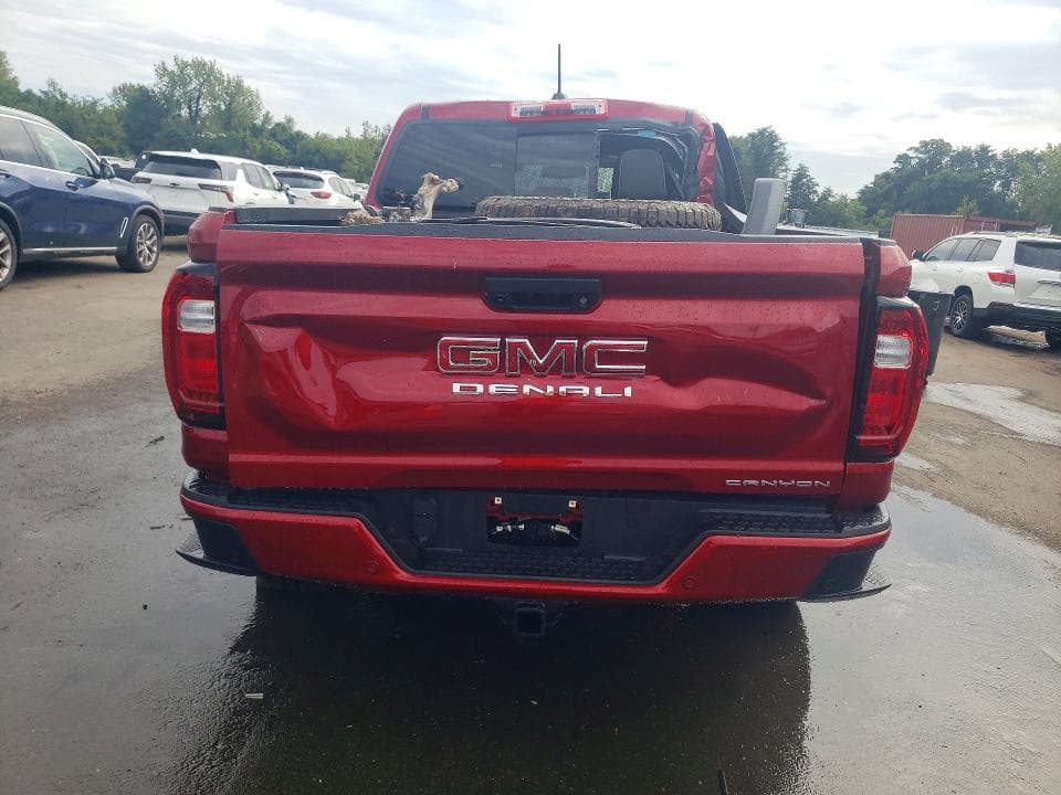 2026 GMC CANYON DENALI 6
