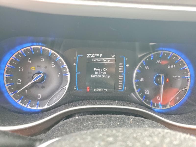 2017 CHRYSLER PACIFICA TOURING 9