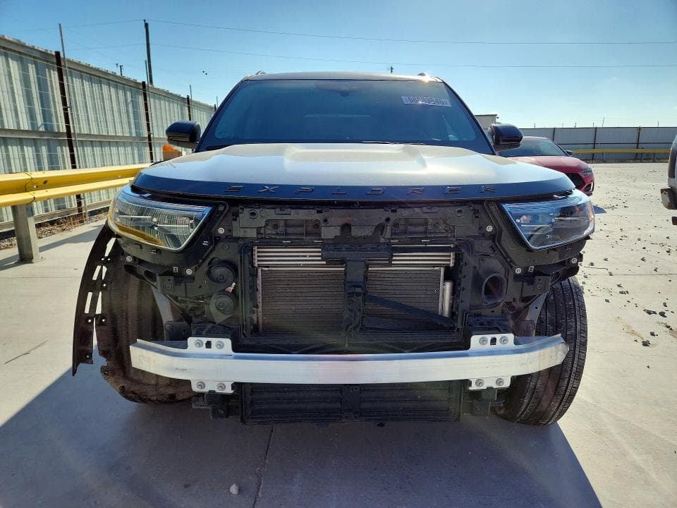 2023 FORD EXPLORER XLT 5