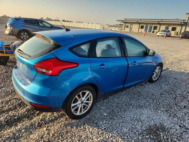 2017 FORD FOCUS SE 3