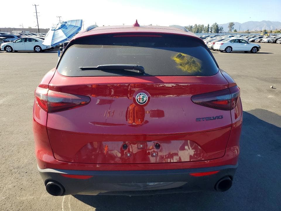 2020 ALFA ROMEO STELVIO 6