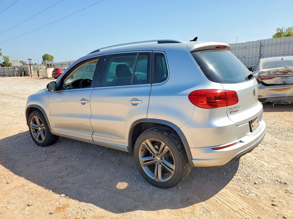 2017 VOLKSWAGEN TIGUAN SPORT 2