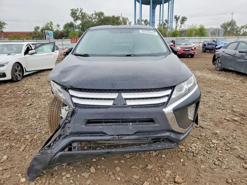 2020 MITSUBISHI ECLIPSE CROSS ES 5