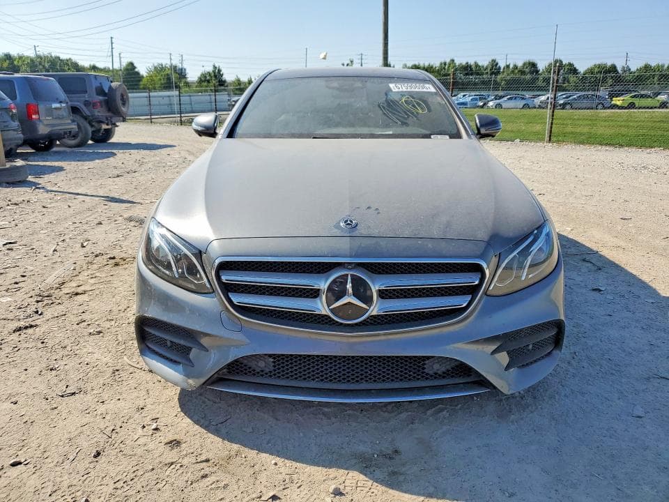 2019 MERCEDES-BENZ E 300 5
