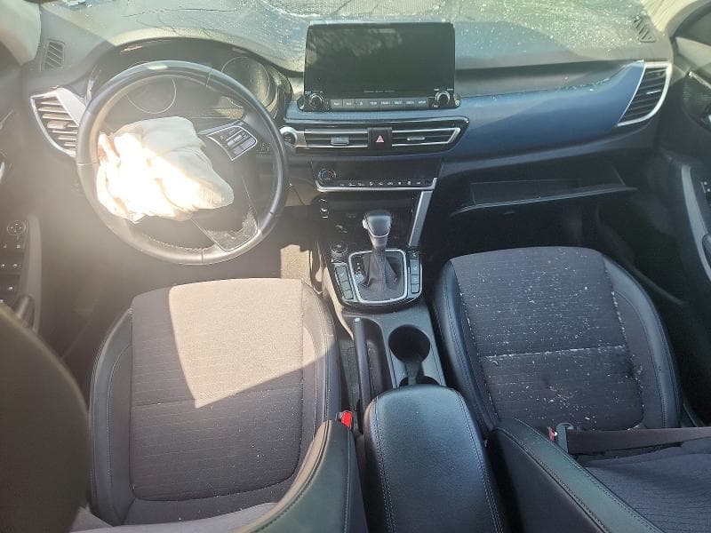 2022 KIA SELTOS S 8