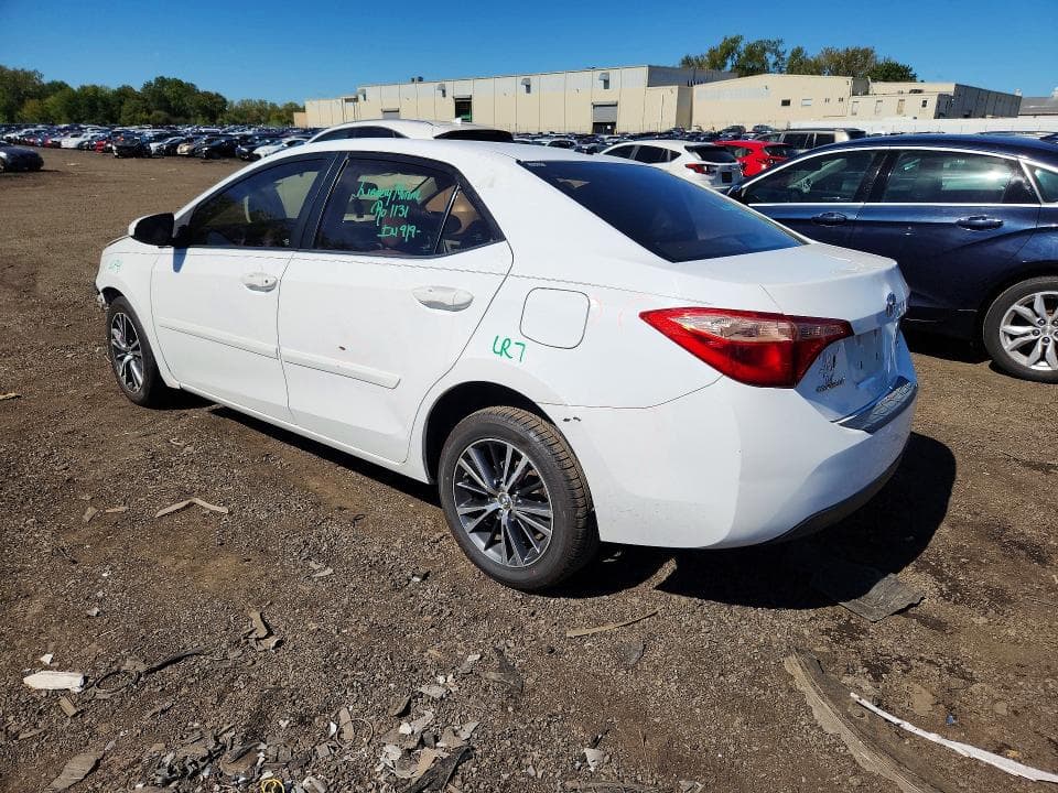 2017 TOYOTA COROLLA LE 2