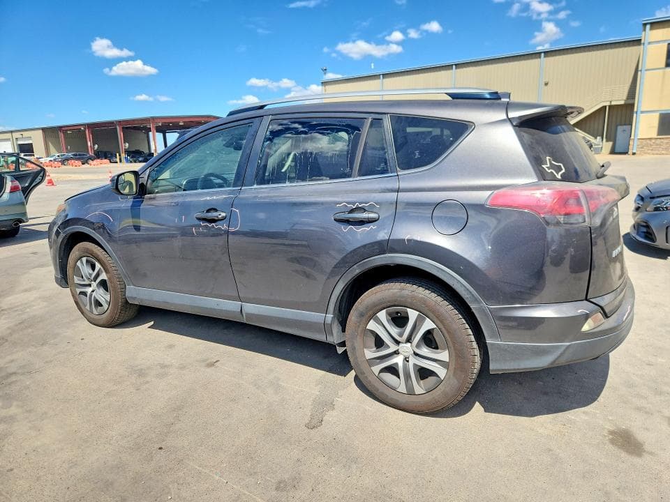 2017 TOYOTA RAV4 LE 2