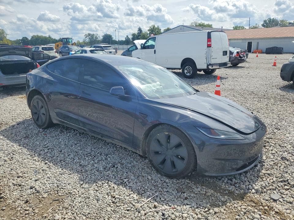 2025 TESLA MODEL 3 4