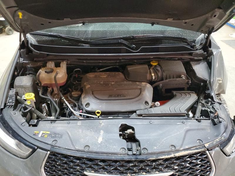 2023 CHRYSLER PACIFICA TOURING L 12