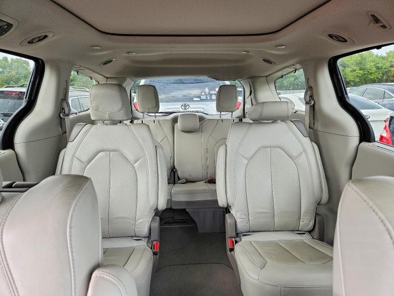 2020 CHRYSLER PACIFICA TOURING L PLUS 10