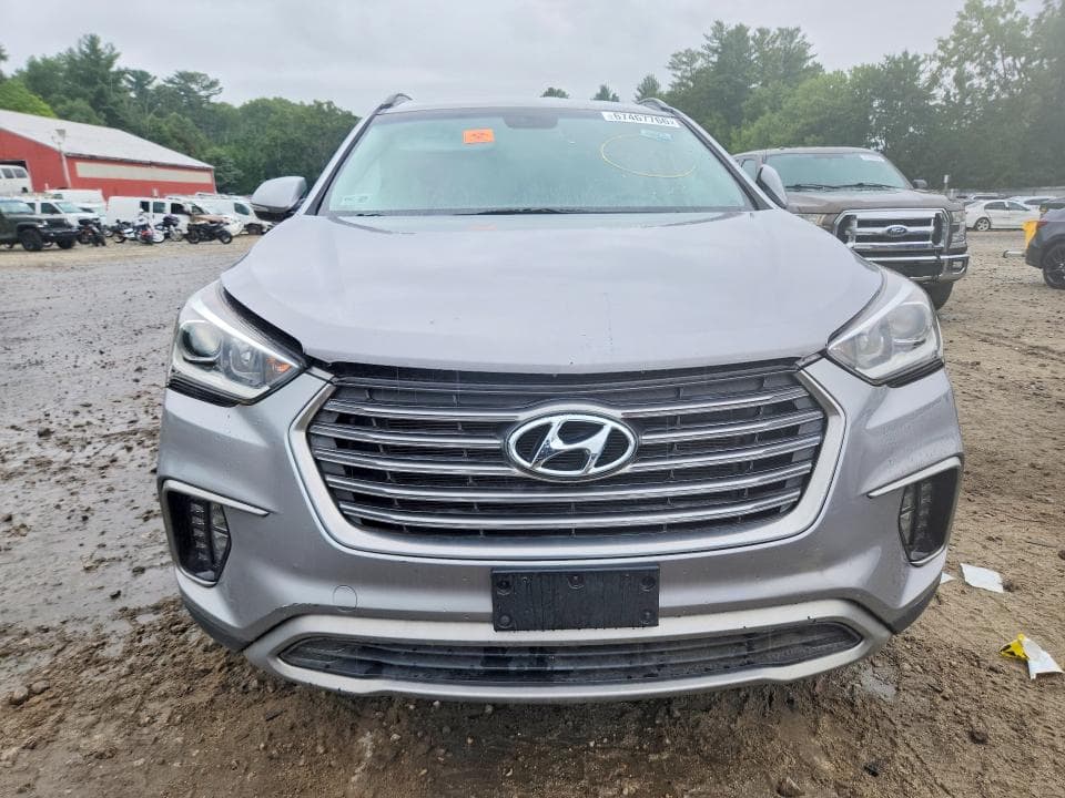 2017 HYUNDAI SANTA FE SE 5