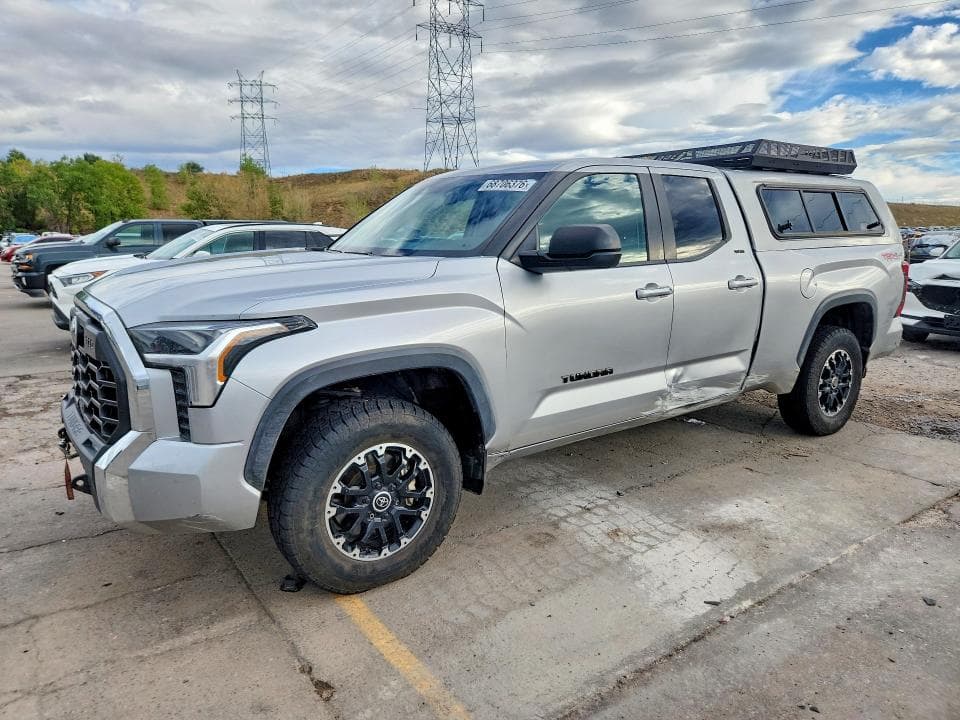 2024 TOYOTA TUNDRA SR5